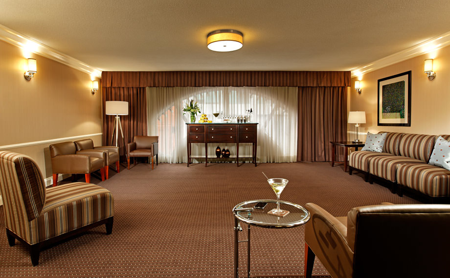 Prince George Hotel Balmoral Room
